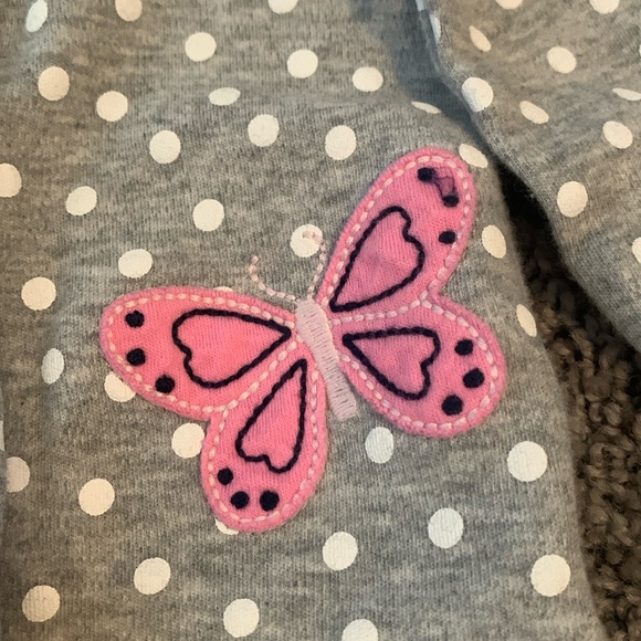 Simple Joys Gray Dots/Butterfly Button Sleeper Newborn EUC - Picture 3 of 5